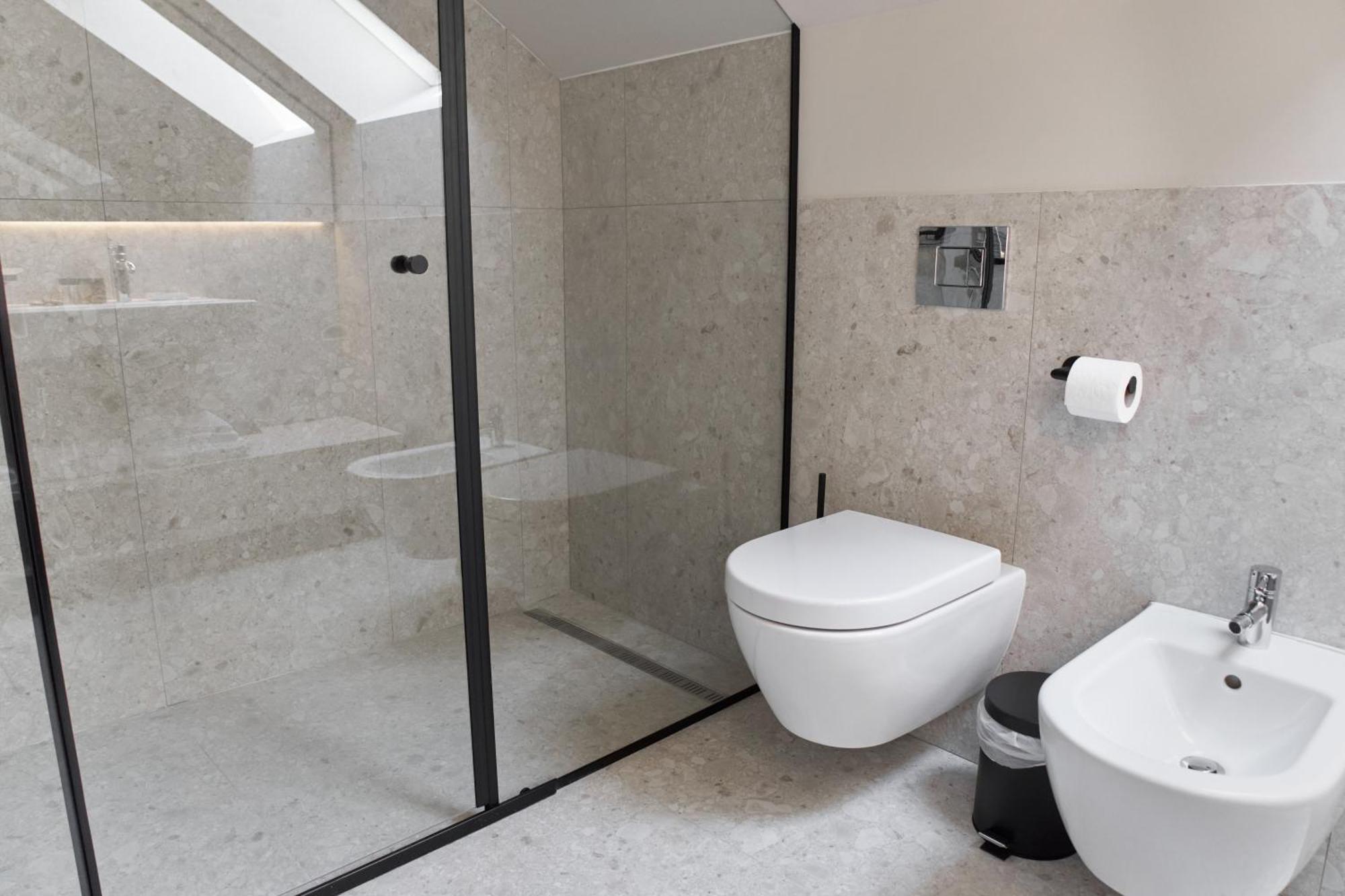 Hotel Laudon Uzhhorod Ruang foto