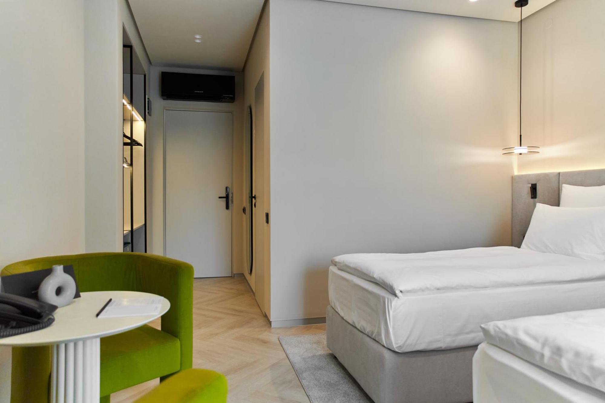 Hotel Laudon Uzhhorod Ruang foto