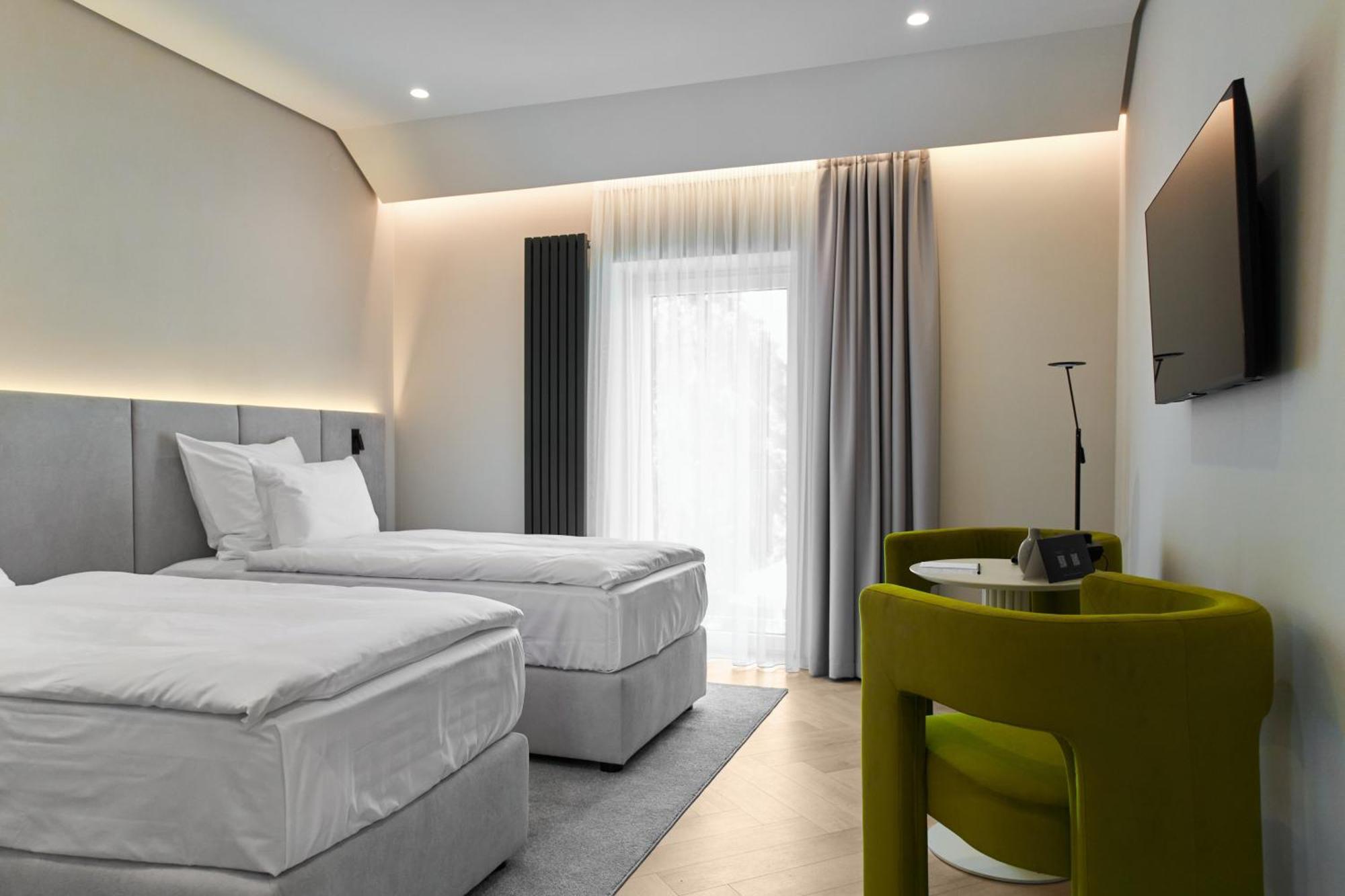 Hotel Laudon Uzhhorod Ruang foto