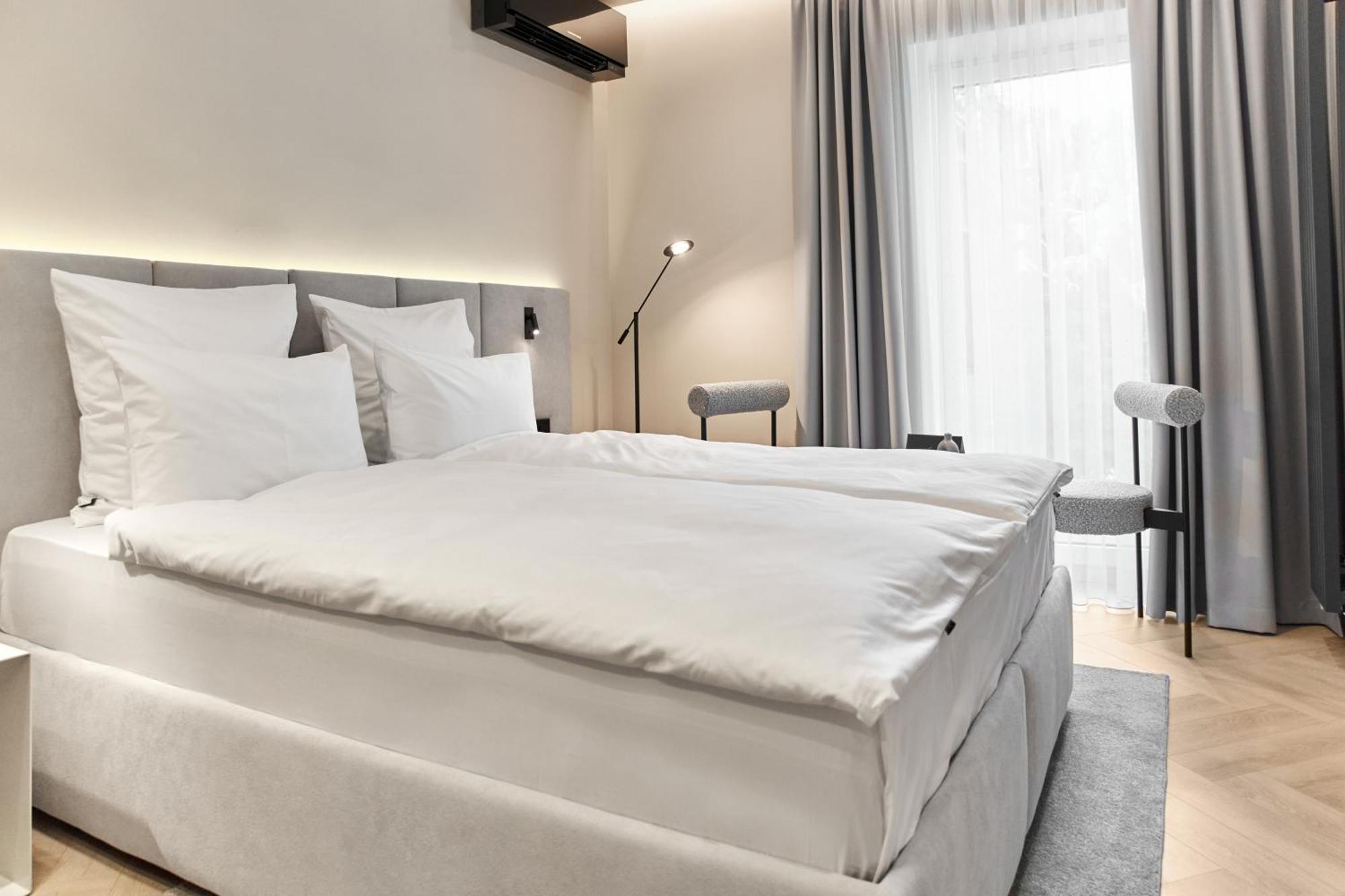 Hotel Laudon Uzhhorod Ruang foto