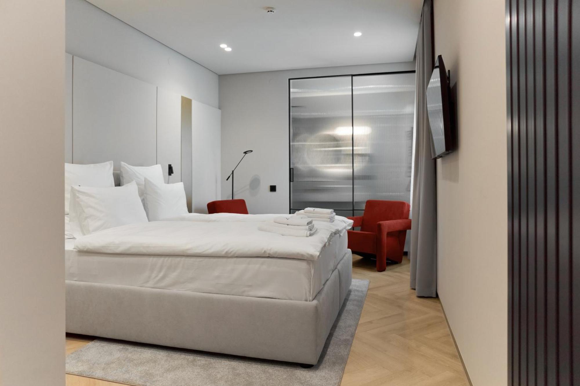 Hotel Laudon Uzhhorod Bagian luar foto